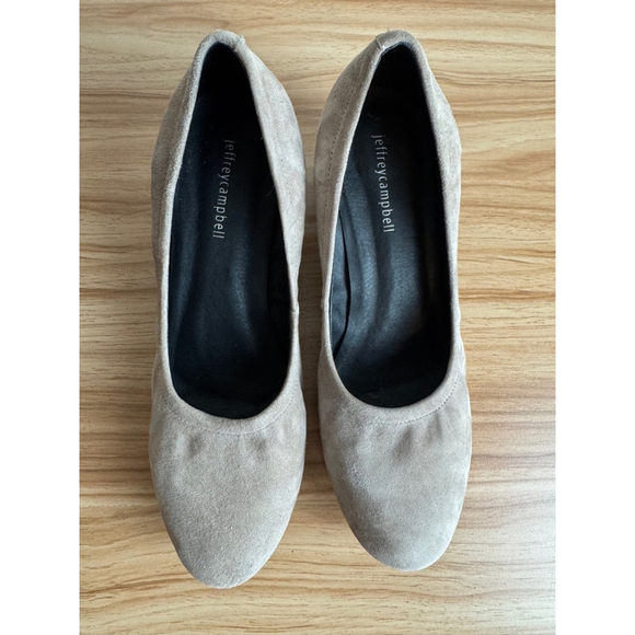 Women's Jeffrey Campbell Bitsie Block Heel Pumps Beige Suede Size 8.5 - Picture 1 of 5